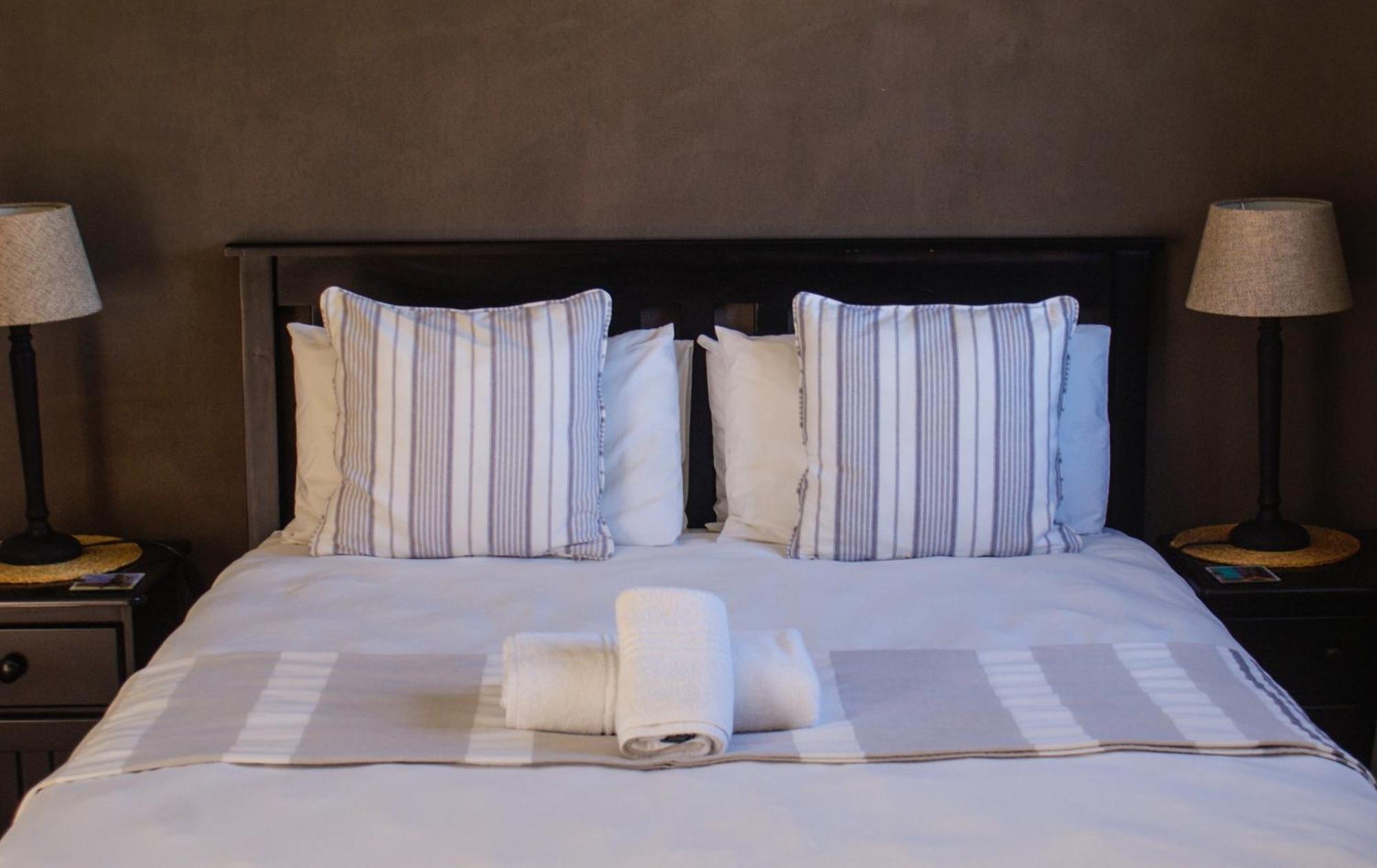 Umbono Private Game Lodge Alexandria  Rum bild